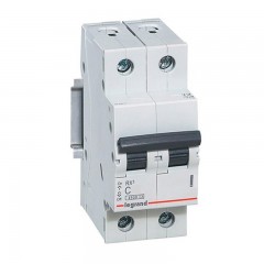 INTERRUPTOR AUTOMÁTICO 2X20A 230/400VCA - 6KA CURVA C