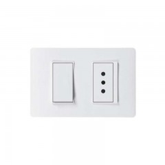 Interruptor 9/12 + Toma De Corriente 10A PU1214 Bticino
